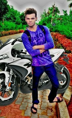 Bittu Kumar ,
fashion- Modeling ,
live in Kolkata ,
Also an engineering student