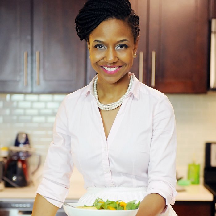 Writer * Health Coach * Professional Cook * Author of Rise & Shine Bright at Work * Creator of https://t.co/NnaYFNEg2s, helping you find power & freedom at work!