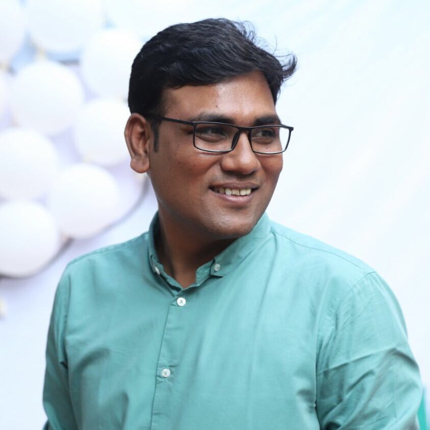 AmGauravInani's profile picture. 