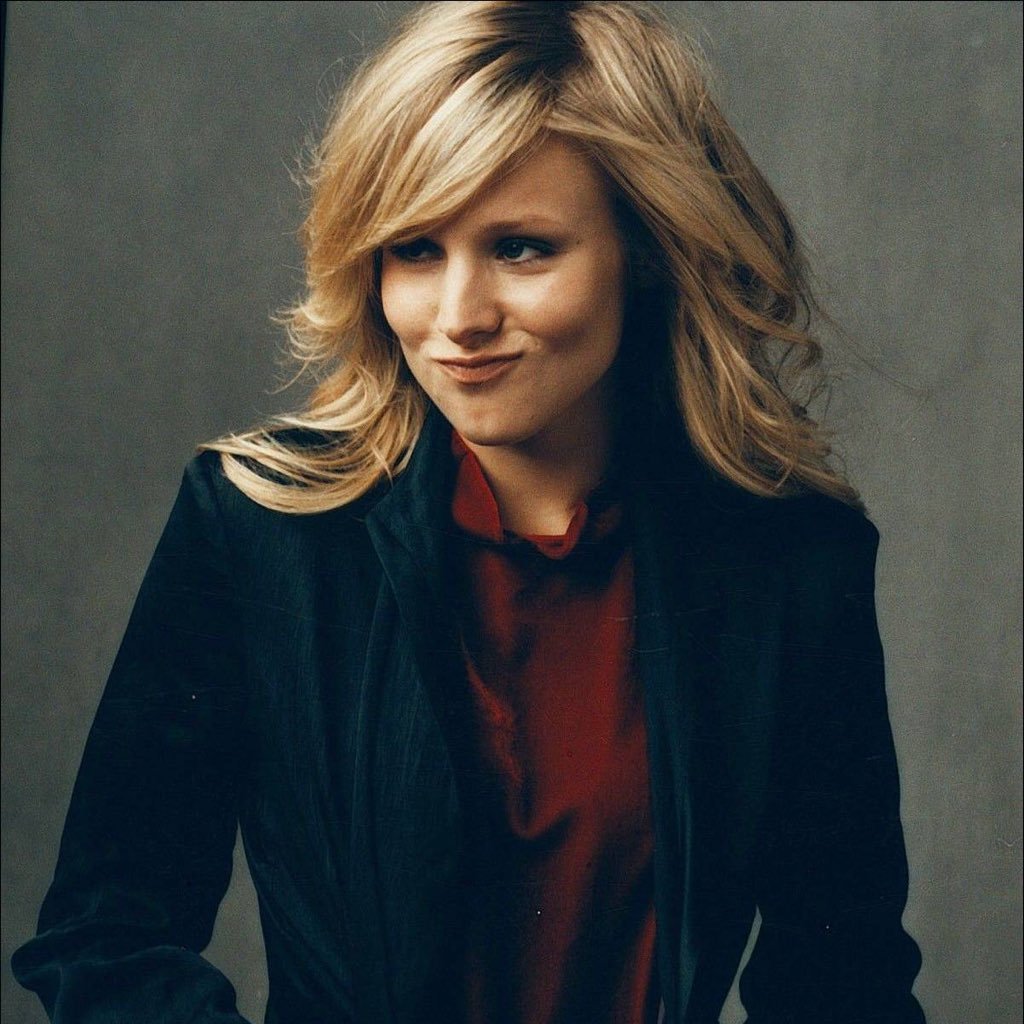 Bringing you the latest news and pictures of the lovely and talented @IMKristenBell!