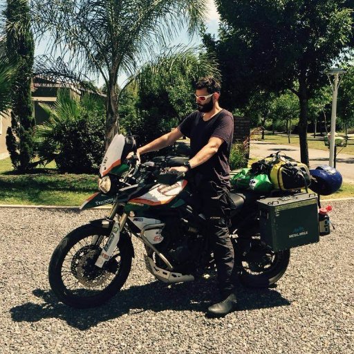 Riding solo around the Americas. 🇦🇷🇺🇾🇦🇷🇨🇱🇧🇴🇧🇷🇵🇪🇪🇨🇨🇴🇵🇦🇨🇷🇳🇮🇭🇳🇸🇻🇬🇹🇧🇿🇲🇽

Join the adventure at...