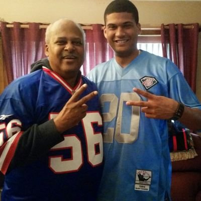 bsmeazy's profile picture. Father, Son, Brother, Friend... 6/10/19❤ #SomiyaRayneSmith

1/31/23 #SerayahJeanSmith 💜
Rest in Peace Dad

@Lions/@Yankees/@LAClippers/@UMichfootball 😎