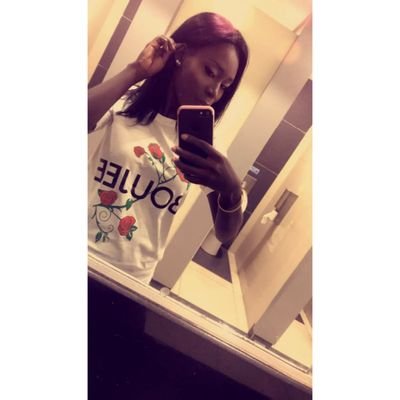 OTamaralayefa's profile picture. happy always,open minded and polite