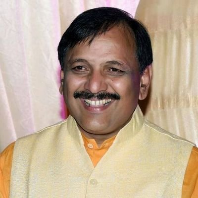 0SDgykv294MEm7S's profile picture. Government and Politics Politicians and Pol Parties