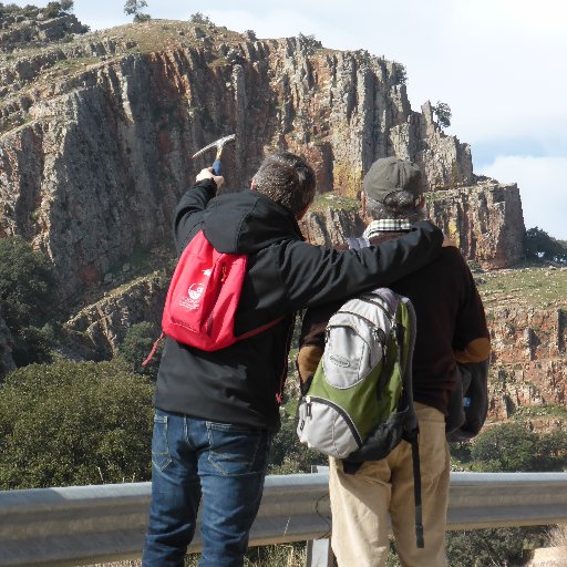 Geólogo, Profesor UCLM - Investigador Dpto. Ingeniería Geológica y Minera. Grupo Hidrogeología