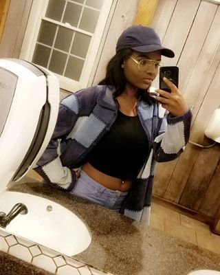 SC: chelly_pooh98 
https://t.co/AaIzmYGWX3
19 years young🤞🏽🤙🏽💪🏽