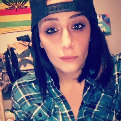 treybabeyyy's profile picture. 