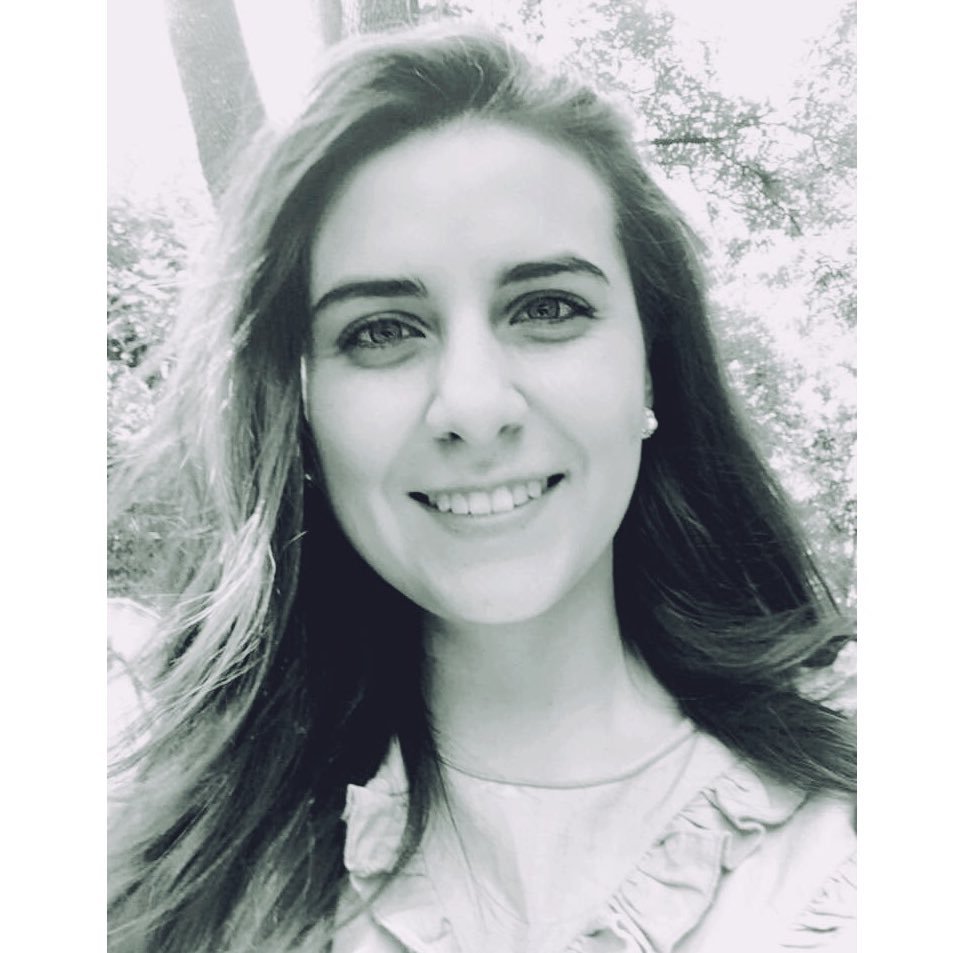 lina_hernandez's profile picture. 