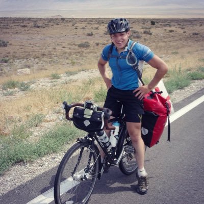 Tiny journalist once described as a 'pound-shop Bellingcat'. Cycled across America in 2017 and still won't shut up about it.