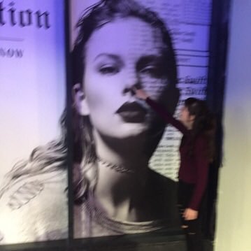 hopefully one day I get to actually boop Taylor's nose