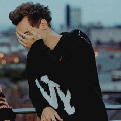 #LarryIsReal⭐ @1D_ZAYN_ZAP 🖤