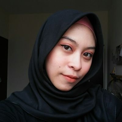 NaaaLevine_'s profile picture. mata yang cantik