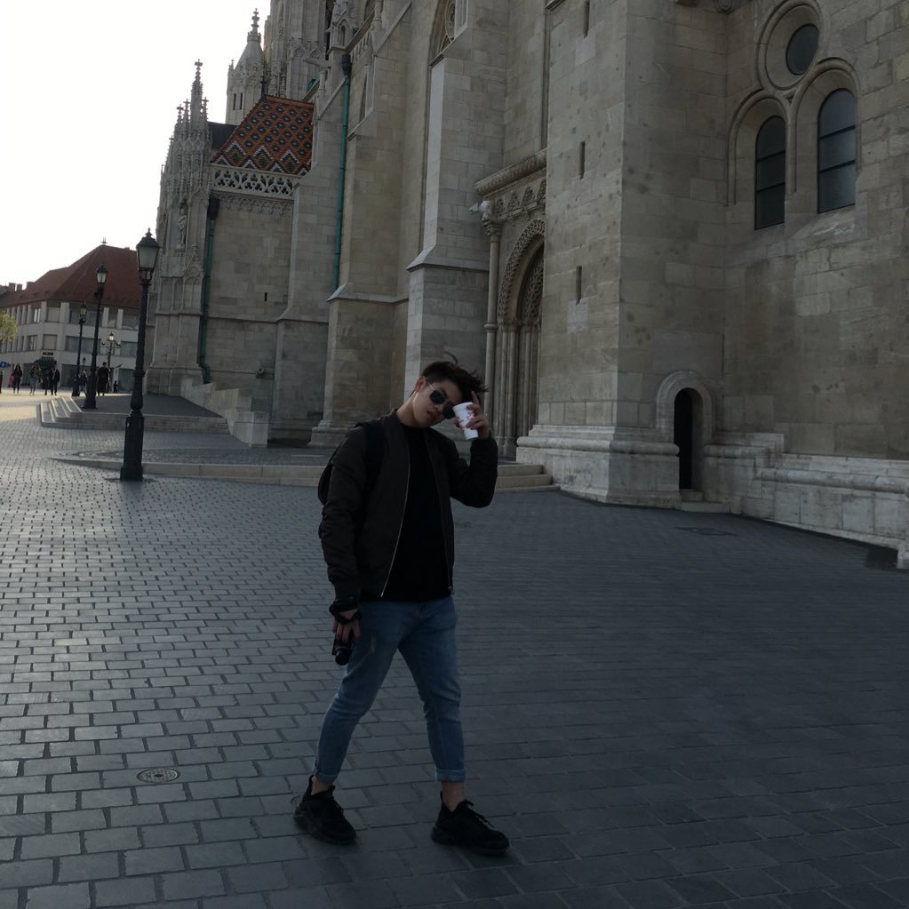 BinBin0207's profile picture. 