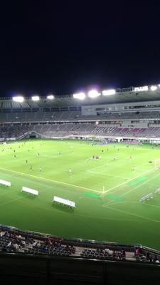 小学校の頃、マンションの一階に住んでいたアメリカ人に、「アーサ」と名付けられた日本人。めっちゃ日本人だから、アーサ的要素0であるが、事あるごとにこの名前を使う。気に入ってるな俺。