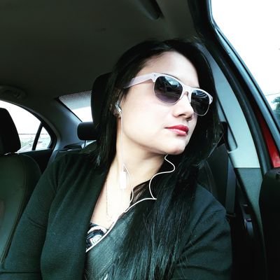 AgevKaren's profile picture. 