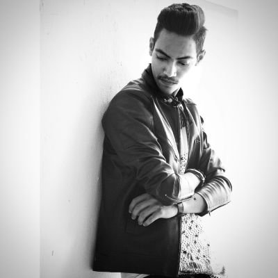 Tech Lover⌨📡Trance🔇🎧
Busy To Create My Own World🌏
Fuck Another Hell!🖕