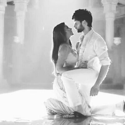 OuaFTiNf7JGGNHh's profile picture. Entertainment TV