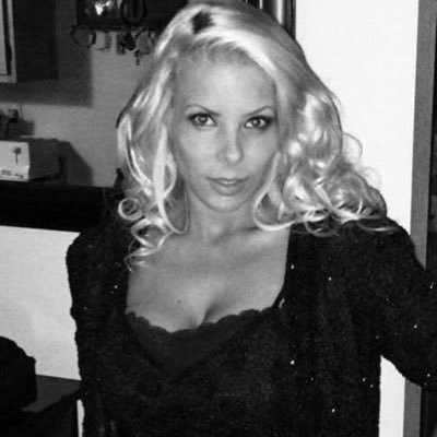 jenIam8675309's profile picture. 