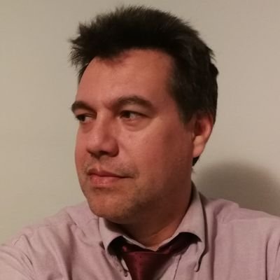 jogardua's profile picture. Enginyer en Telecomunicació.