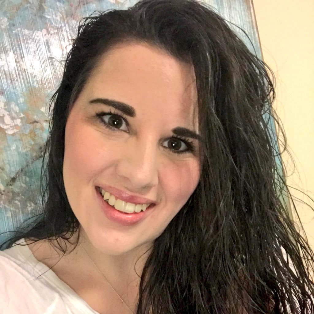 simply_meags's profile picture. 