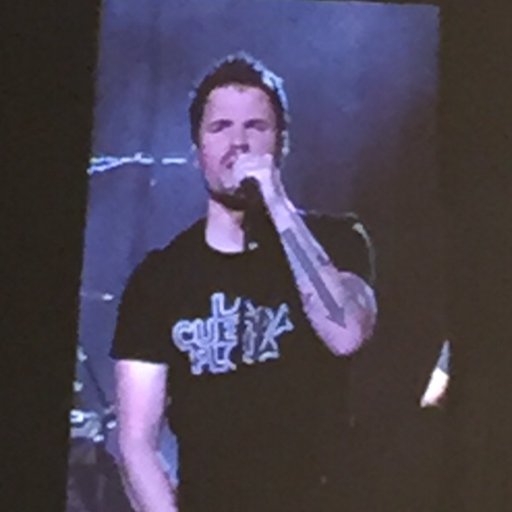 EvaMaria291073's profile picture. Madridista hasta el final!!! e incondicional de Dani Martín💖🤩🤩