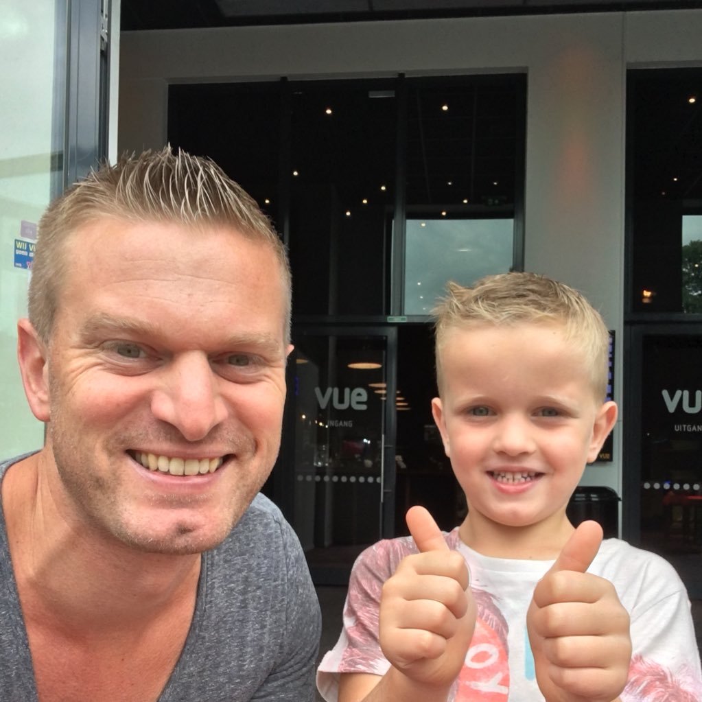 Getrouwd//Paps van twee geweldige zoons en dochter//Accountmanager rayon Noord/Oost NL bij Ventilair//VV-Hollveld//HJO//AJAX!!