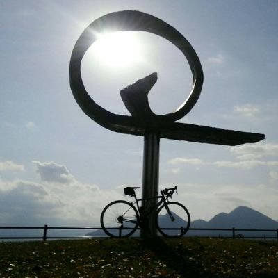 KimoteSan's profile picture. 健康作りのために57歳から自転車を始めた5月で63歳の遅咲きオジサン。2023年の目標も自転車とウォーキングの合計で10,000㎞☺　 ＃自転車好きとつながりたい　#ロードバイク;Focus  Cayo、KHS club2100 frame 
front single仕様