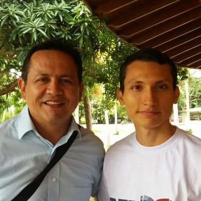 Ing. Ambiental - Administrador en Finanzas, un hermano, amigo, vecino, compañero y colega más a vuestro servicio.