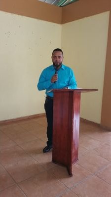 Crear ideas que aporten tanto para el desarrollo de la nación como también para mi familia y para mi mismo. Seguir siempre adelante