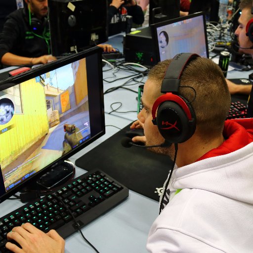 pokkking's profile picture. Hello, Je m'appel Grégory pOkkKiNG. Ancien joueur de #CSS et #CSGO en compétition ! Maintenant je stream des jeux comme #FM2021 #WARZONE #R6 #twitch