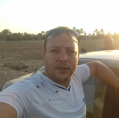 الذين يتحدثون عن العدل والمساواه وينادون بها. ستتبدل قناعاتهم بمجرد
أن يمنحوا فرصة التحكم بمصيرالأخرين