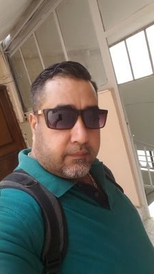 iZfdrdvLp20eKFQ's profile picture. To be or not to be that's your question