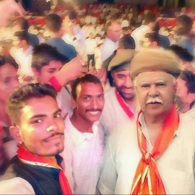BalveerSinghCh5's profile picture. बुलंद राजपुताना 
श्री राजपूत करनी सेना मुंबई चेम्बूर अधय्क्ष