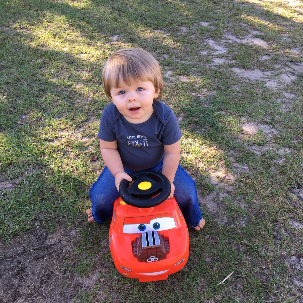 buzzkill0115's profile picture. wife 💍 mother 👣 future nurse 👩🏼‍⚕️