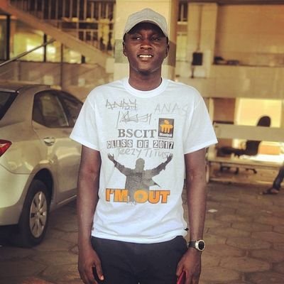 jawi_paga_jr's profile picture. have archived BSCIT and currently a coworker @ jabade global