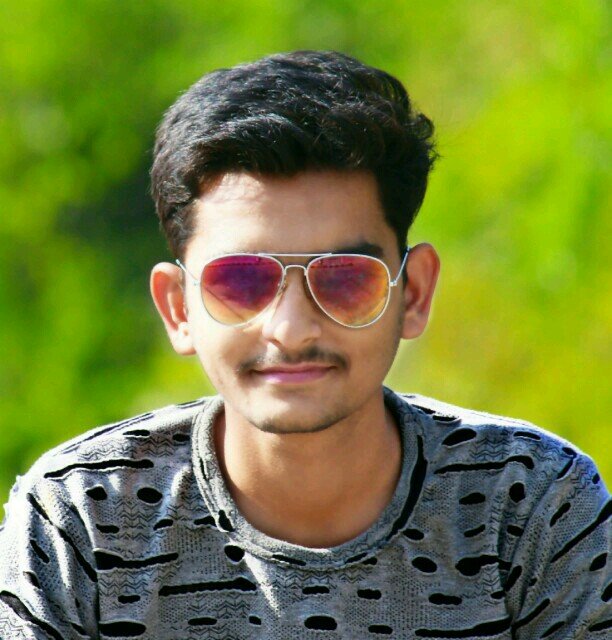 ketanvaru142's profile picture. thanks for checking My tweeter account ketanvaru142