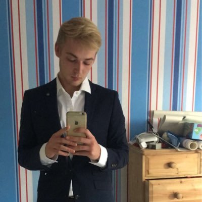 GB 🇬🇧, MLG 2v2 member of InFuZz3. use code ‘JZHD’ for 15% off all fade grips purchases