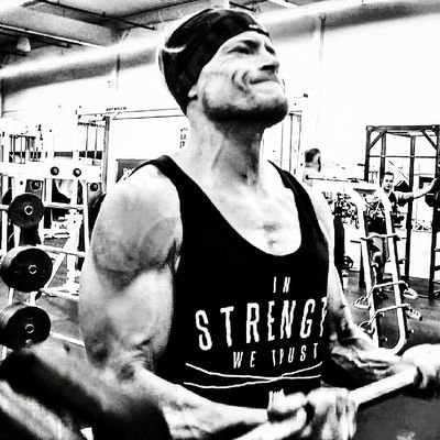 Ryan Schwantes is a Business Professional • Addiction Expert • Fitness Expert • Proud Father • Husband •
https://t.co/pmVlpYyToc @thefreedommodel