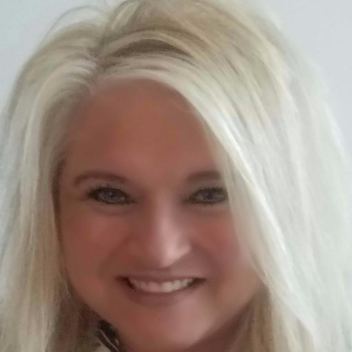 Sales leader, Christian, Wife and MOM to 2 wonderful young women and a teacup poodle named Dixie!