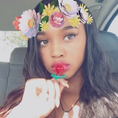concious co creater//woman of god👑// extremely blessed💍💞// vegan🌱🌻// spiritual💚