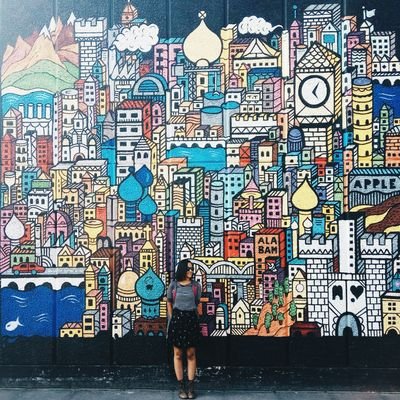 nandrawr's profile picture. food-obsessed indonesian and self-proclaimed digital sociologist | views are my own