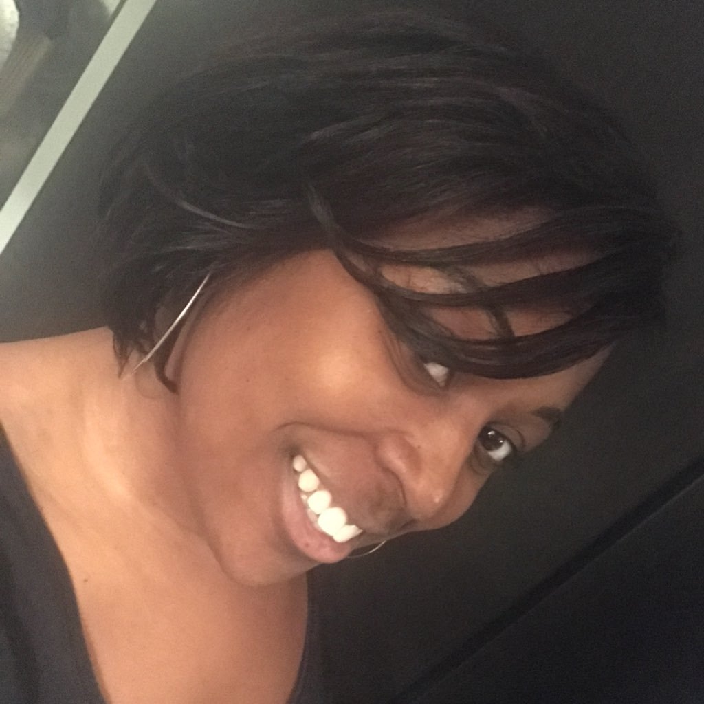 misspinknic's profile picture. Smile and the whole world smiles with you : )