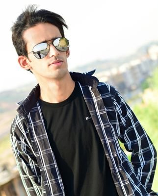 rajaomairak's profile picture. love Allah and say Alhamdulillah for everything you have, dont complain to Allah because Allah will do best for you on the right time😊