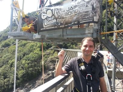 fuehrio's profile picture. 