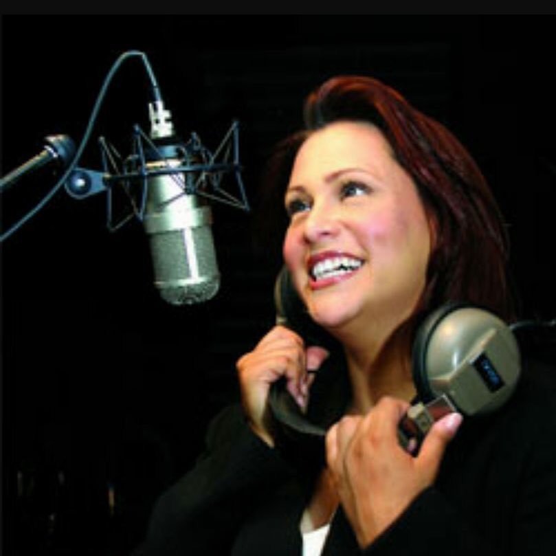 valadez_rebecca's profile picture. A vocalist, mother, wife, friend.