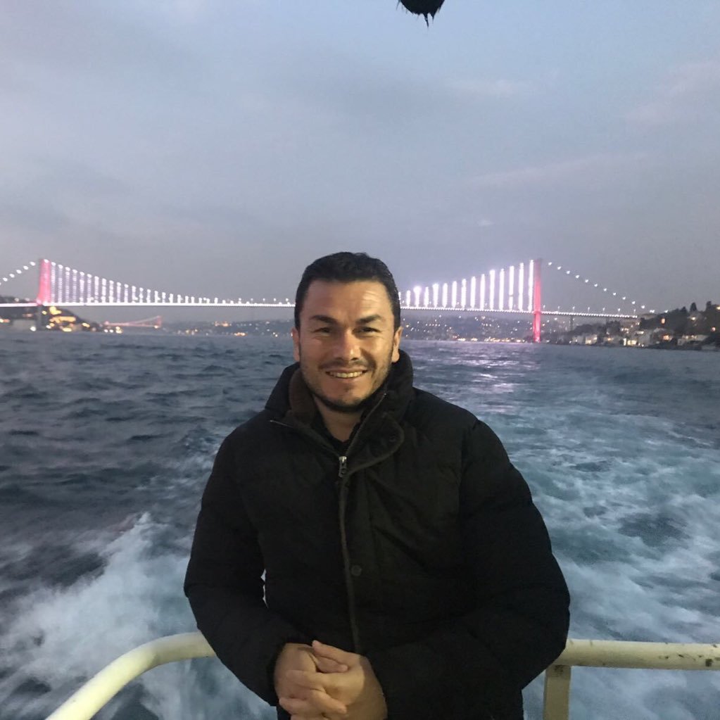 ozdemir013's profile picture. 