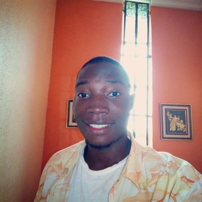 Business Manager
Dream_Chaser
Hair_Cut_Specialist
Advocate of Change/Growth
Instagram @charlie_freeman24