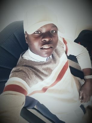 TinoMakaudze's profile picture. ♤ Black guy who loves black.
○ Becoming a Big Data Analyst. 
□ Analytical