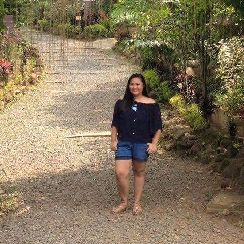 angeeelscxz's profile picture. wanderlust and city dust