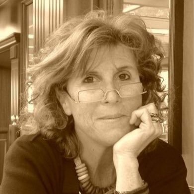 lmenache06's profile picture. 